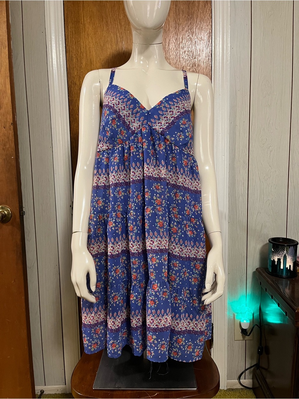 Mossimo Supply Co. Blue Floral Midi Dress
